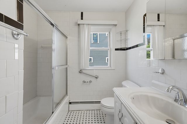 7 Dewey Avenue, Woburn, MA 01801