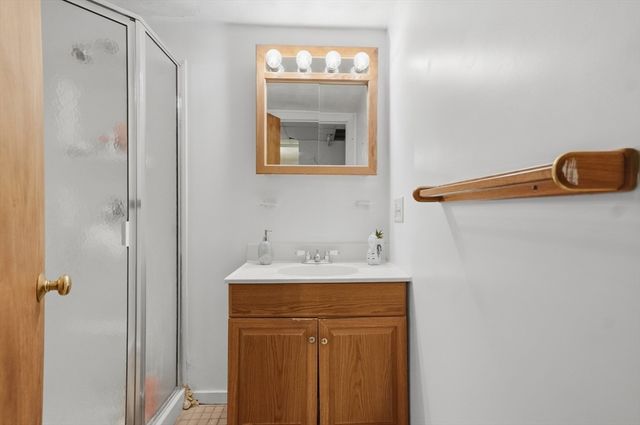 7 Dewey Avenue, Woburn, MA 01801