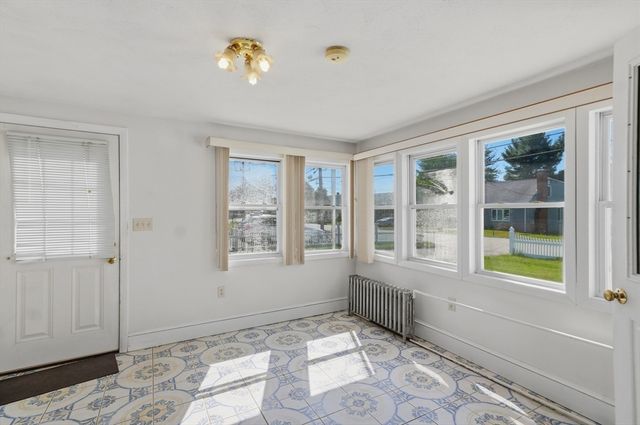 7 Dewey Avenue, Woburn, MA 01801