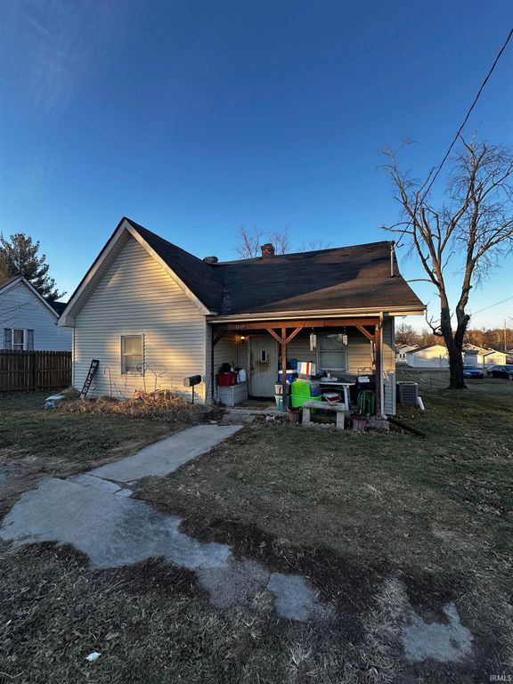 1319 Fourth Street, Bedford, IN 47421