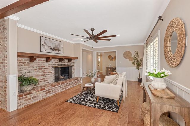 2180 Carol Ln, Roseville, CA 95747