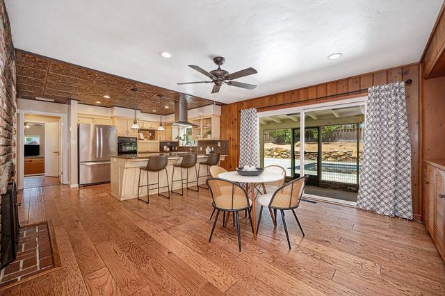 2180 Carol Ln, Roseville, CA 95747