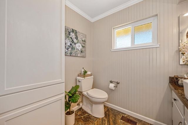 2180 Carol Ln, Roseville, CA 95747