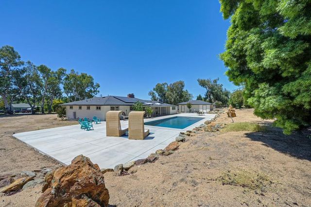 2180 Carol Ln, Roseville, CA 95747