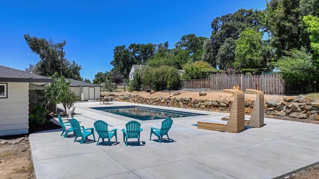 2180 Carol Ln, Roseville, CA 95747