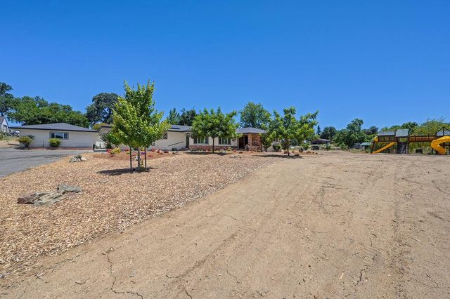 2180 Carol Ln, Roseville, CA 95747
