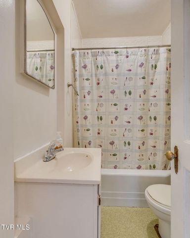 3512 West Walnut Street, Johnson City, TN 37604
