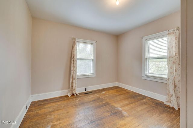 3512 West Walnut Street, Johnson City, TN 37604