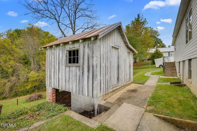 3512 West Walnut Street, Johnson City, TN 37604
