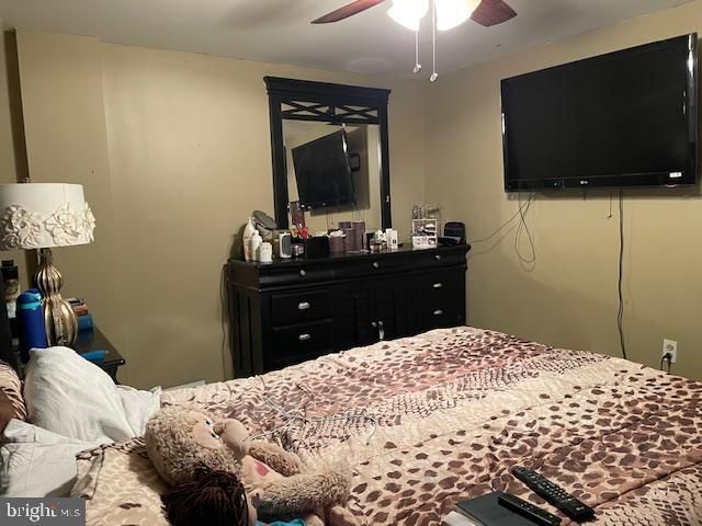 2003 SEPVIVA ST, Philadelphia, PA 19125