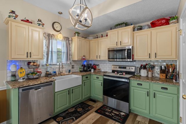 405 Arabian Ln, Springfield, TN 37172