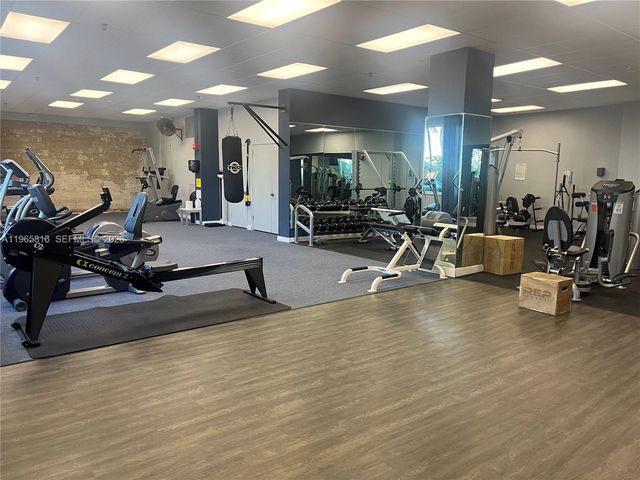 20 Island Ave 312, Miami Beach, FL 33139