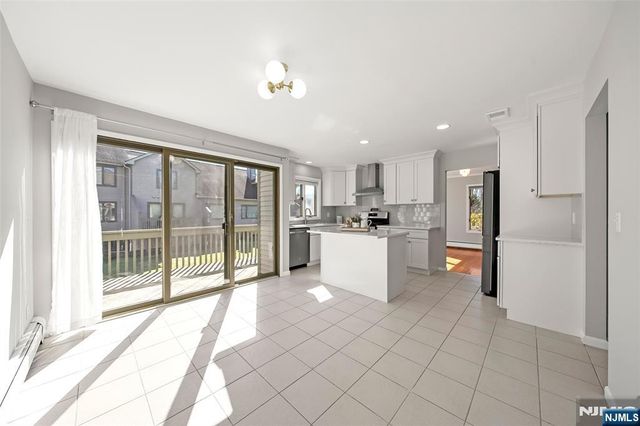 201 Beech Court, Norwood, NJ 07648