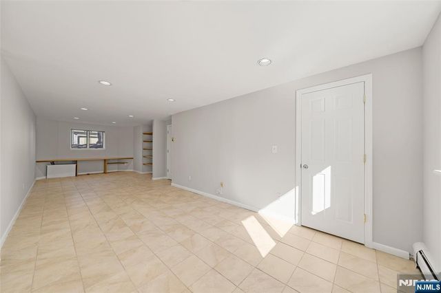 201 Beech Court, Norwood, NJ 07648