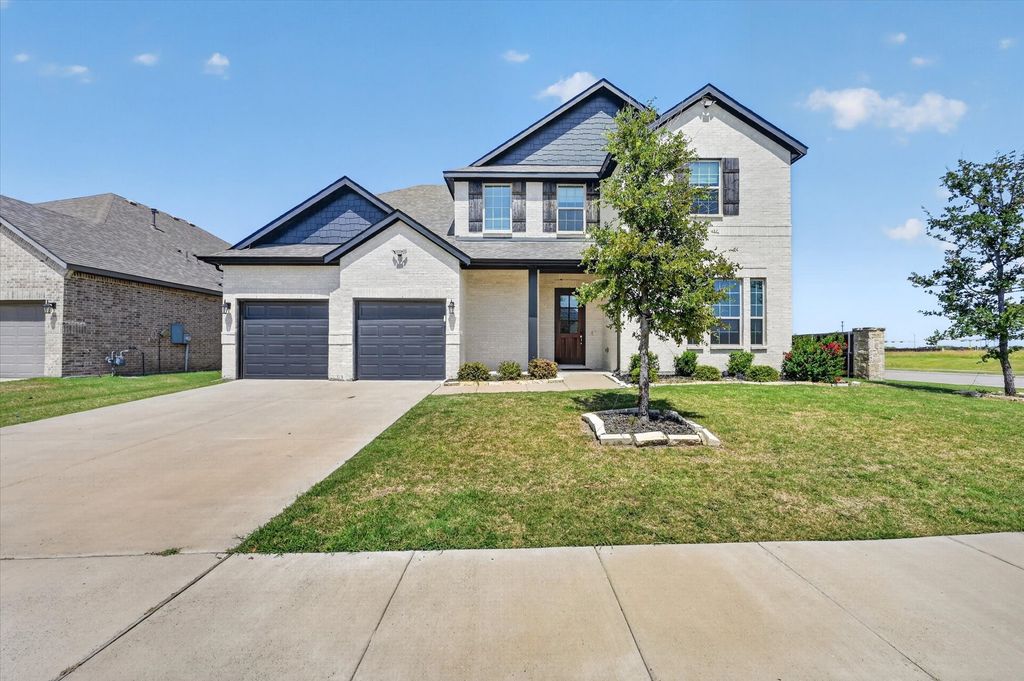 112 Big Bend Drive, Forney, TX 75126
