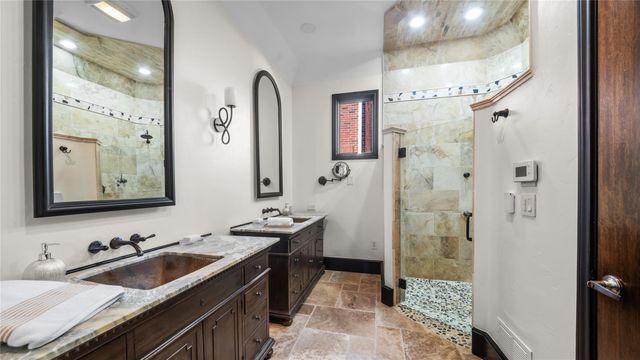 4914 Imperial Street, Bellaire, TX 77401