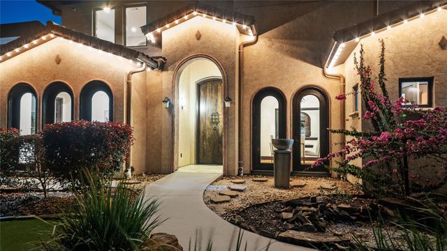 4914 Imperial Street, Bellaire, TX 77401