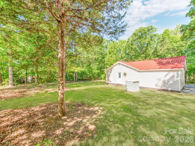2124 Shoal Road, Lincolnton, NC 28092