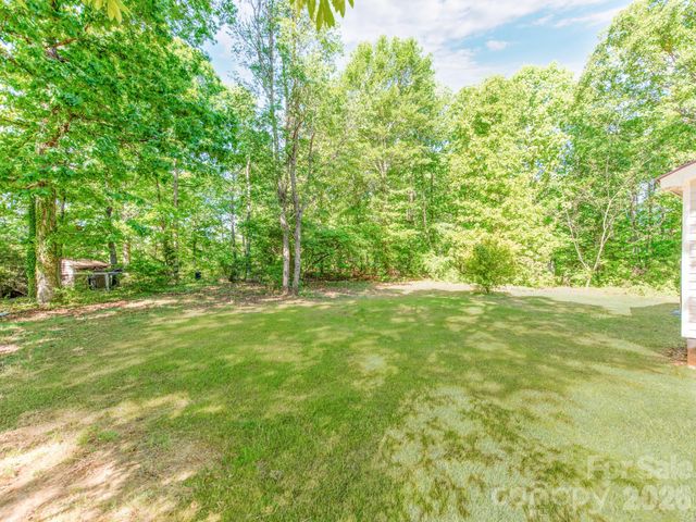2124 Shoal Road, Lincolnton, NC 28092