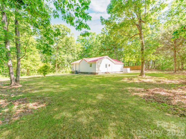2124 Shoal Road, Lincolnton, NC 28092