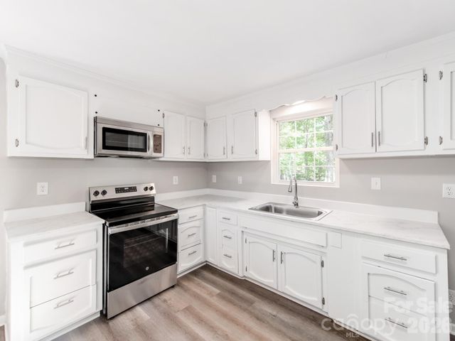 2124 Shoal Road, Lincolnton, NC 28092