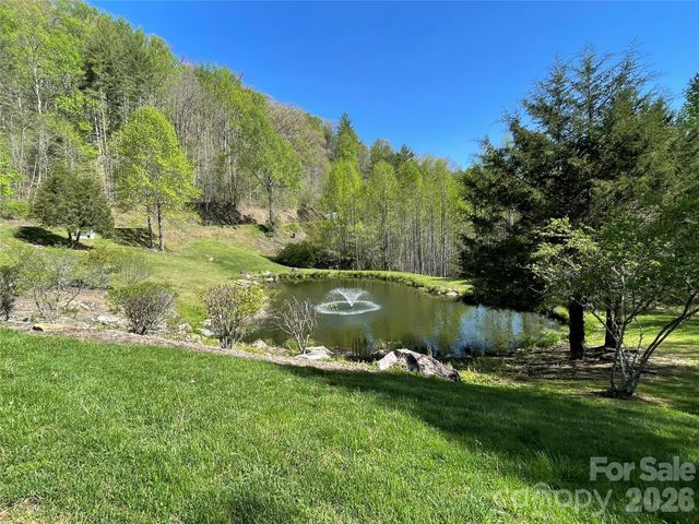 159 Songcatcher Court 159, Tuckasegee, NC 28783