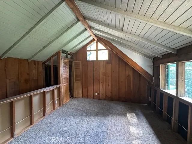 435 Blue Jay Canyon, Blue Jay, CA 92317
