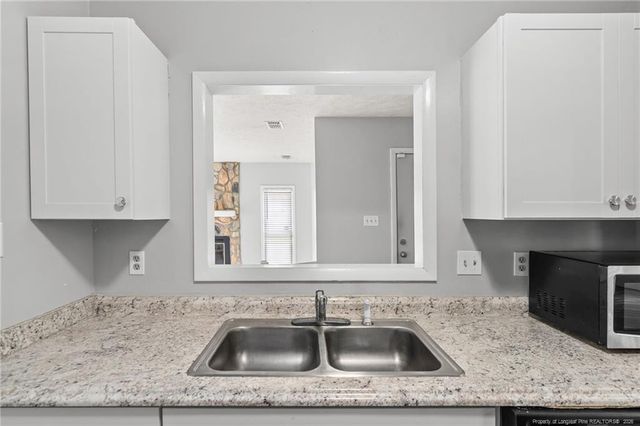 920 Inglewood Lane, Fayetteville, NC 28314