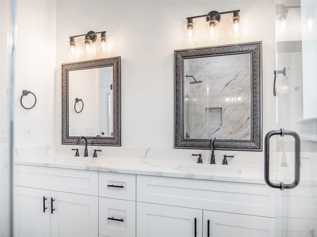 16736 E Ivanhoe, Montgomery, TX 77316