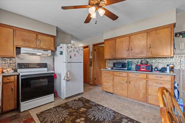 6492 Municipal DRIVE, West Bend, WI 53095