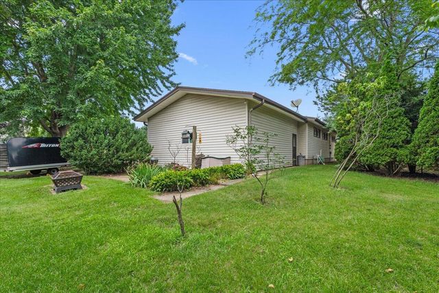 6492 Municipal DRIVE, West Bend, WI 53095