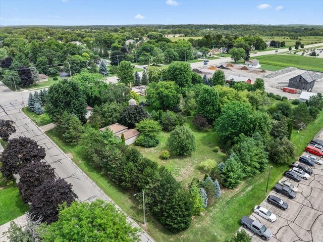 6492 Municipal DRIVE, West Bend, WI 53095