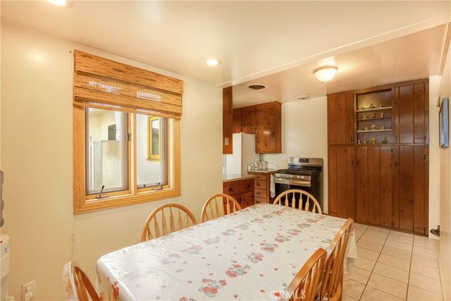 12445 Killion Street, Valley Village, CA 91607