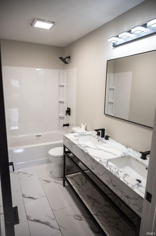 916 E Dixon Street, Kokomo, IN 46901