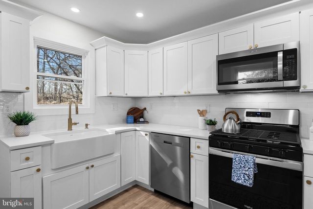 463 W JERSEY AVE, Woodbury Heights, NJ 08097