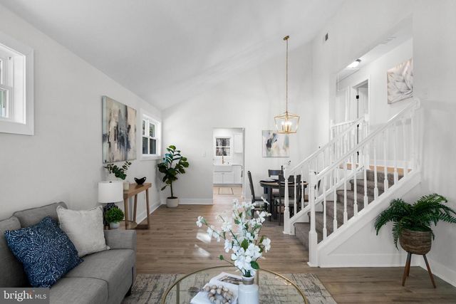 463 W JERSEY AVE, Woodbury Heights, NJ 08097