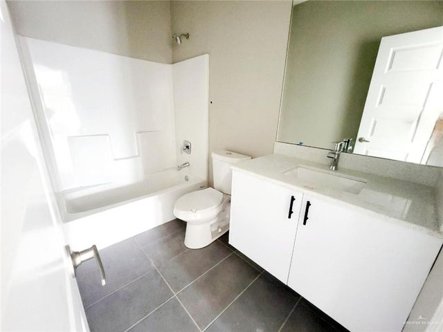 3309 Frio Avenue 4, Mcallen, TX 78504