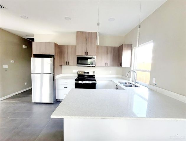 3309 Frio Avenue 4, Mcallen, TX 78504