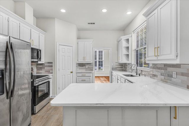 716 Ticonderoga Drive, Denton, TX 76205