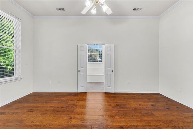 716 Ticonderoga Drive, Denton, TX 76205