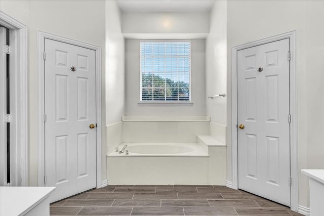 716 Ticonderoga Drive, Denton, TX 76205