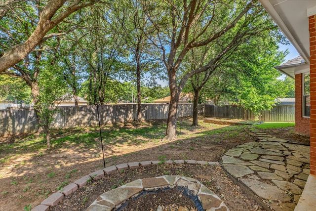 716 Ticonderoga Drive, Denton, TX 76205