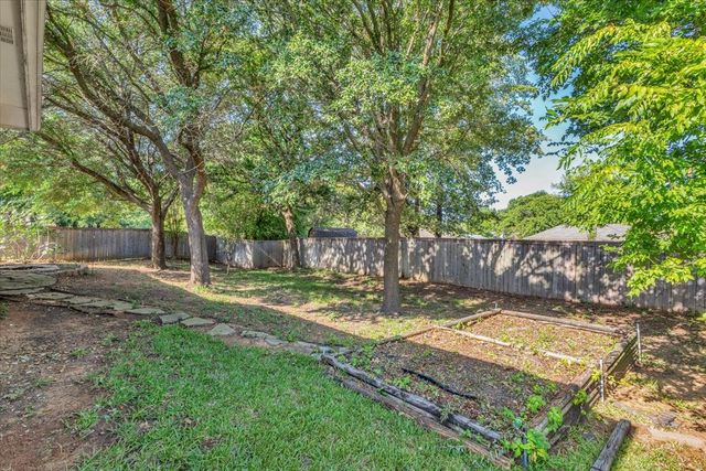 716 Ticonderoga Drive, Denton, TX 76205