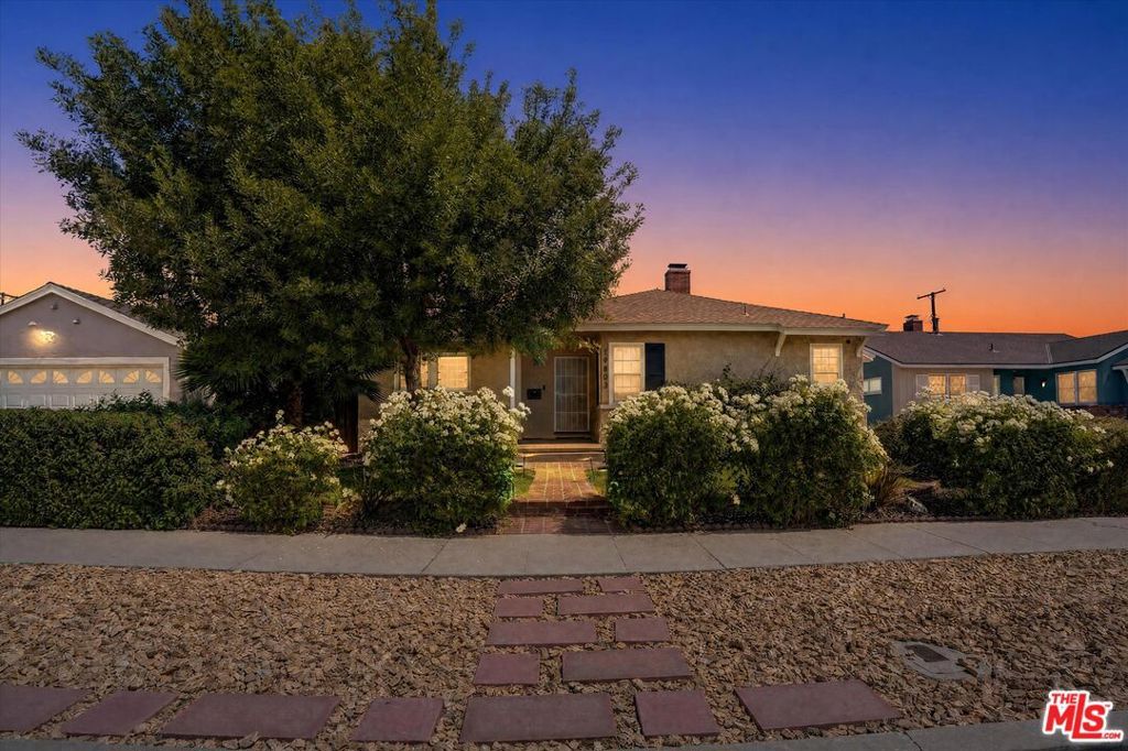 19803 Bassett Street, Los Angeles, CA 91306