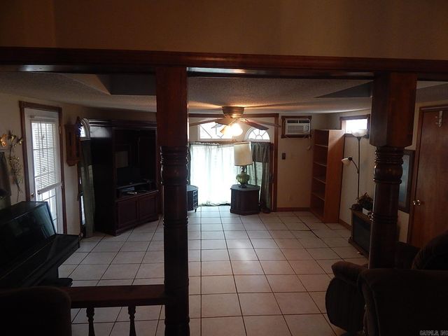 221 Greene 748 Road, Paragould, AR 72450