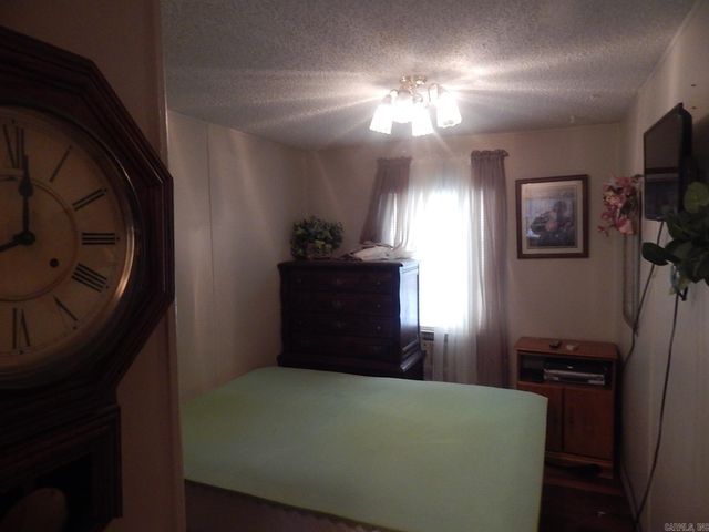 221 Greene 748 Road, Paragould, AR 72450