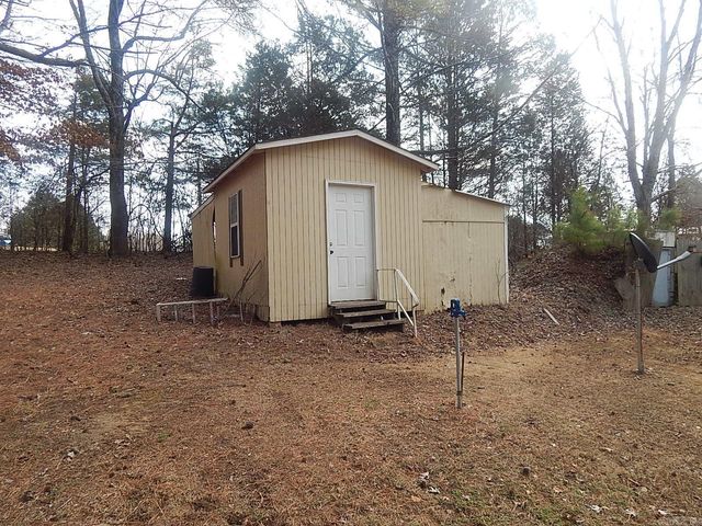 221 Greene 748 Road, Paragould, AR 72450