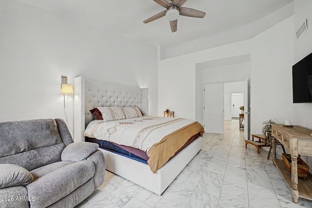 3105 E Hiddenview Drive, Phoenix, AZ 85048