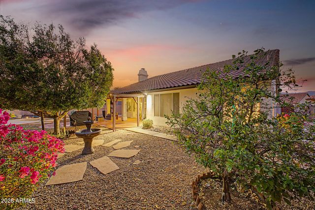 3105 E Hiddenview Drive, Phoenix, AZ 85048