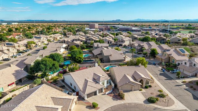 3105 E Hiddenview Drive, Phoenix, AZ 85048